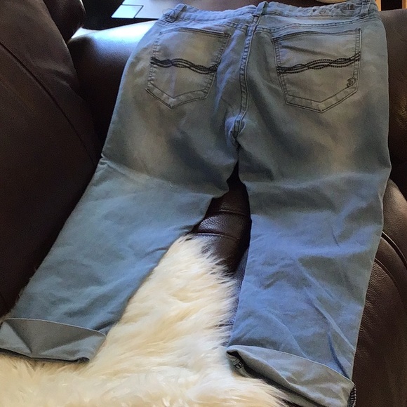 Diego Rein jean capris. - Picture 5 of 6